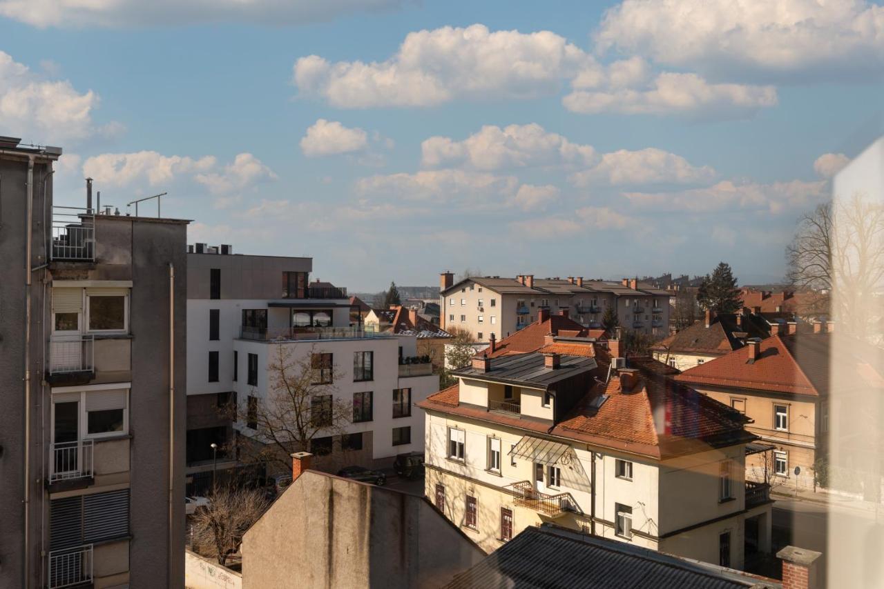 Canopy Apartment Любляна Экстерьер фото